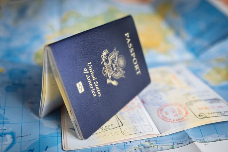 ecoturismo: pasaporte — Foto: Global Residence Index / Unsplash